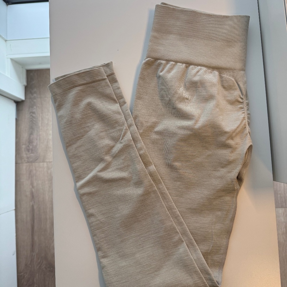 Lazuli label legging size small